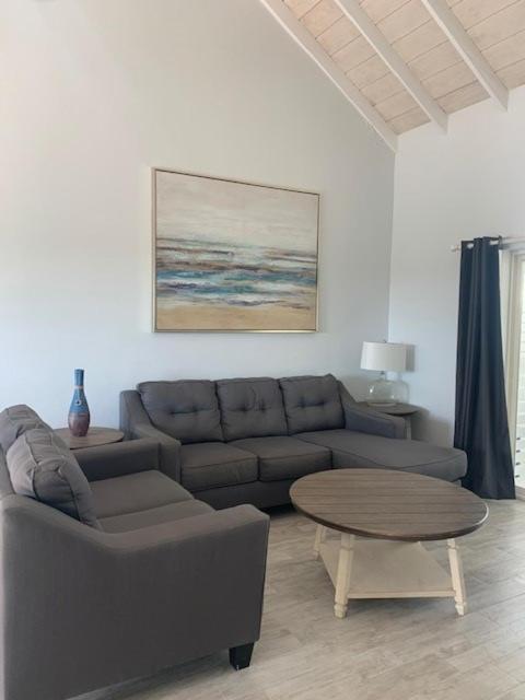 Grace Bay Place Ngoại thất bức ảnh