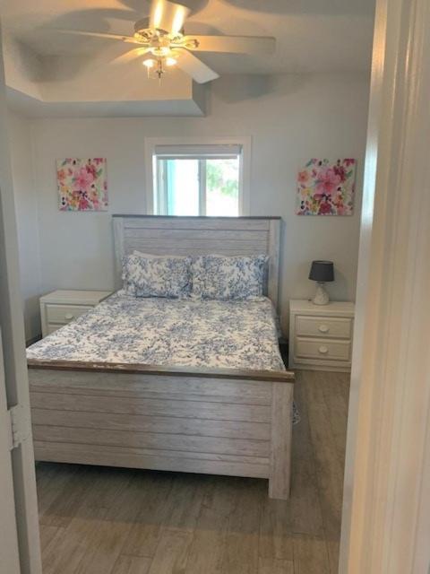 Grace Bay Place Ngoại thất bức ảnh